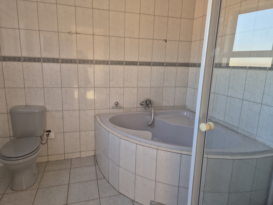 2 Bedroom Property for Sale in Flamwood North West
